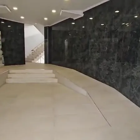 Loft A 150 M Dal Mare Con Aria Condizionata Wi-fi E Parcheggio In Strada Apartamento