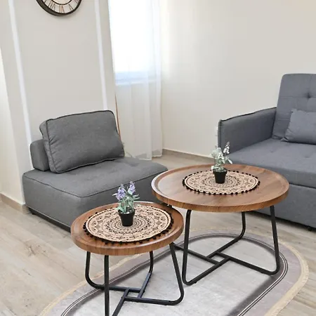 Loft A 150 M Dal Mare Con Aria Condizionata Wi-fi E Parcheggio In Strada Durrës