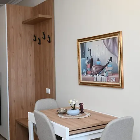 Loft A 150 M Dal Mare Con Aria Condizionata Wi-fi E Parcheggio In Strada *